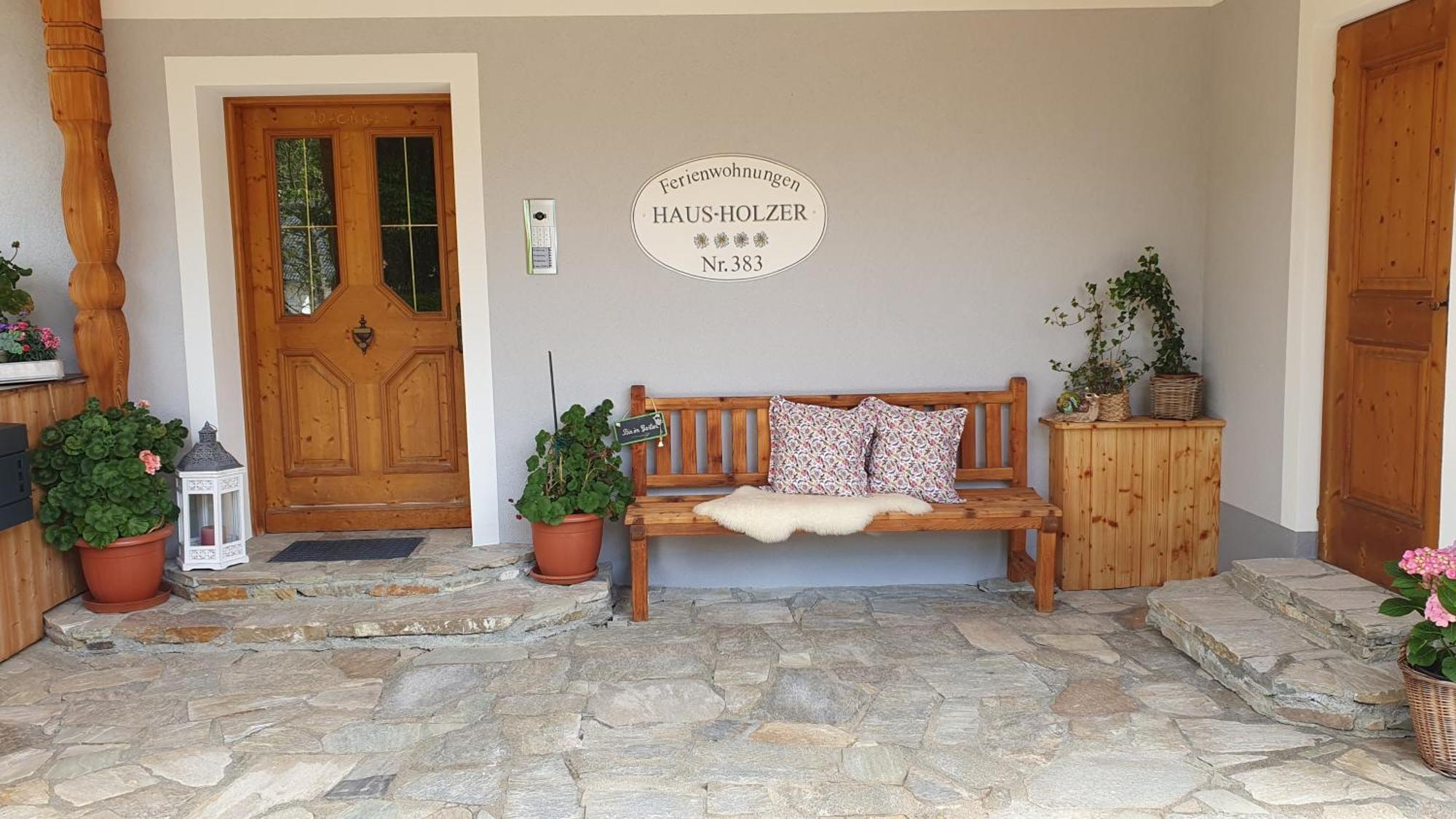 Ferienwohnungen Haus-Holzer Mauterndorf  Εξωτερικό φωτογραφία