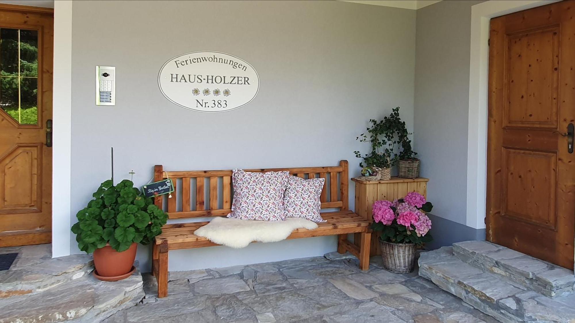 Ferienwohnungen Haus-Holzer Mauterndorf  Εξωτερικό φωτογραφία
