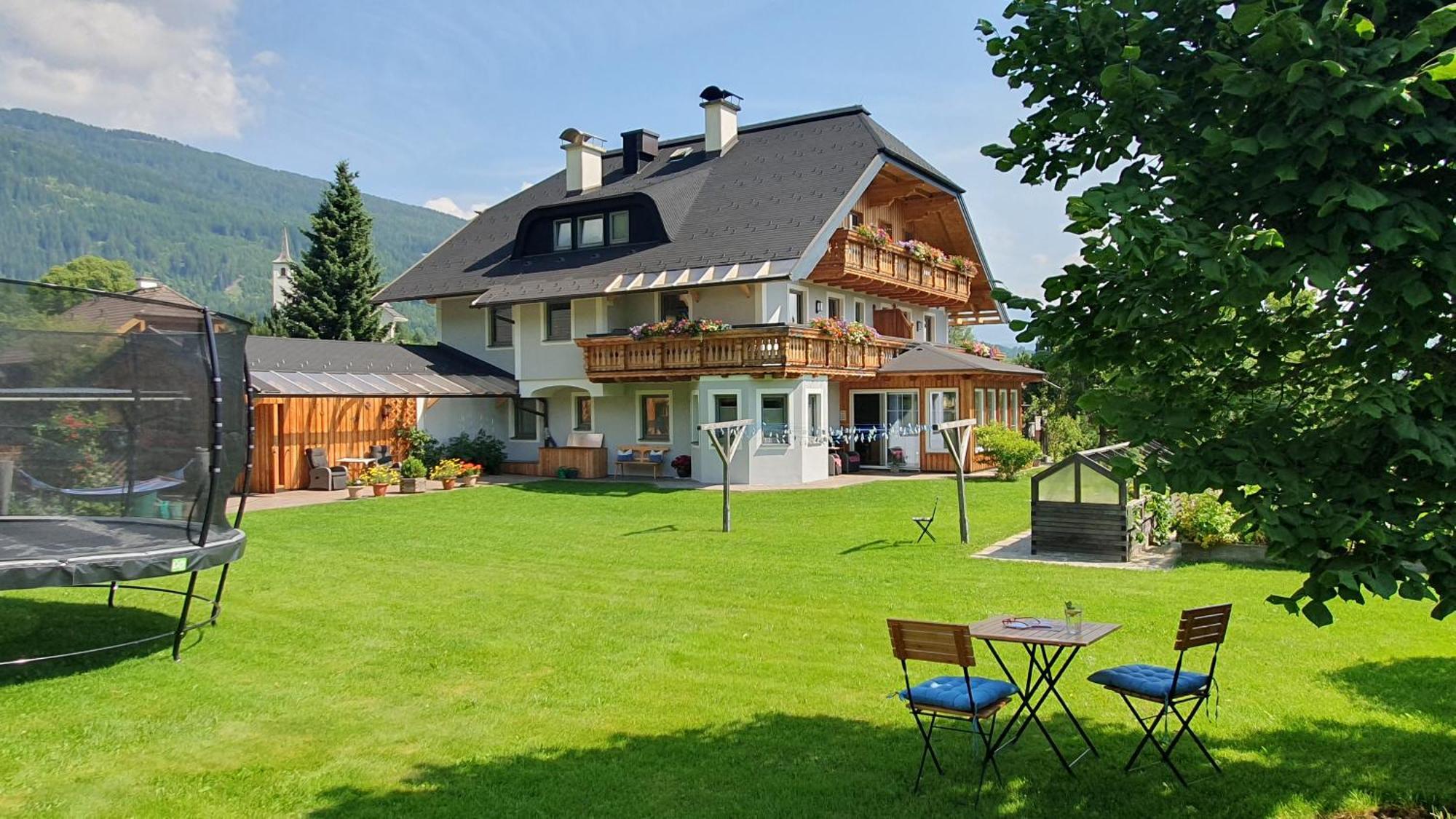 Ferienwohnungen Haus-Holzer Mauterndorf  Εξωτερικό φωτογραφία