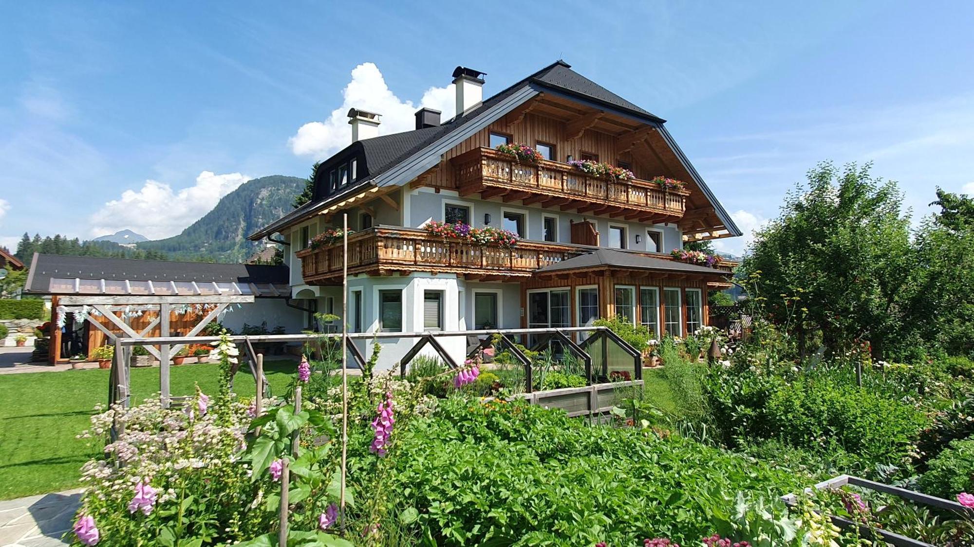 Ferienwohnungen Haus-Holzer Mauterndorf  Εξωτερικό φωτογραφία